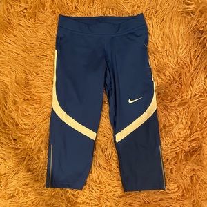Nike Women’s Dri-Fit Capri Leggings Blue White XS